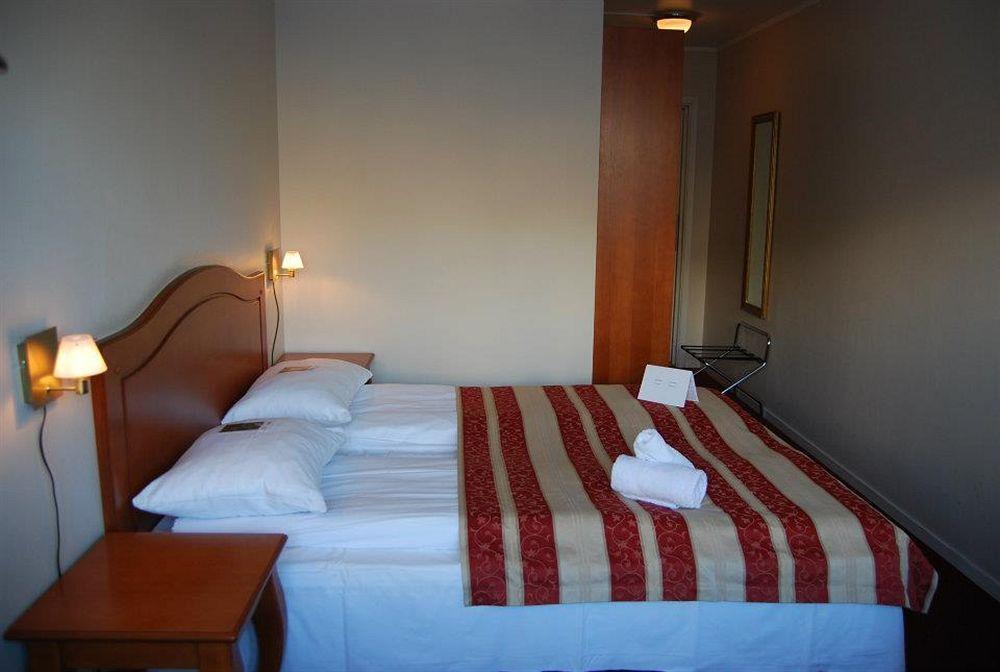 Thon Partnerhotel Forde Exteriör bild