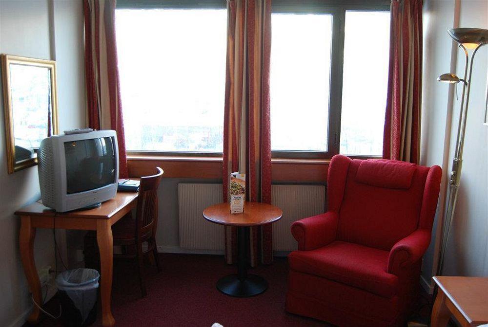 Thon Partnerhotel Forde Exteriör bild