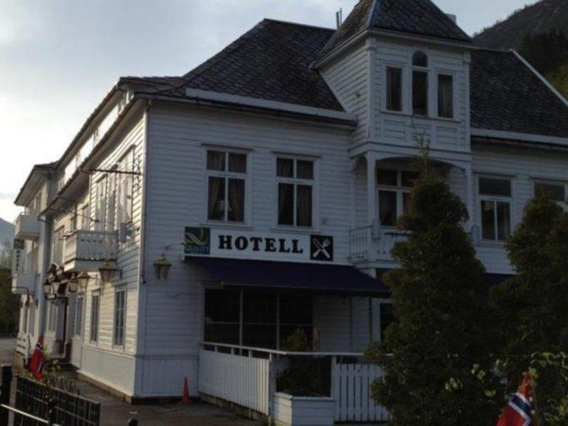 Thon Partnerhotel Forde Exteriör bild