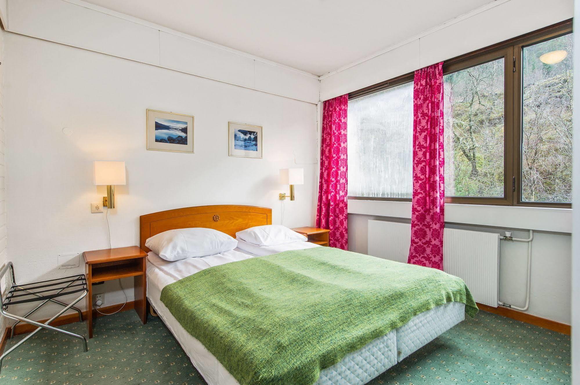 Thon Partnerhotel Forde Exteriör bild