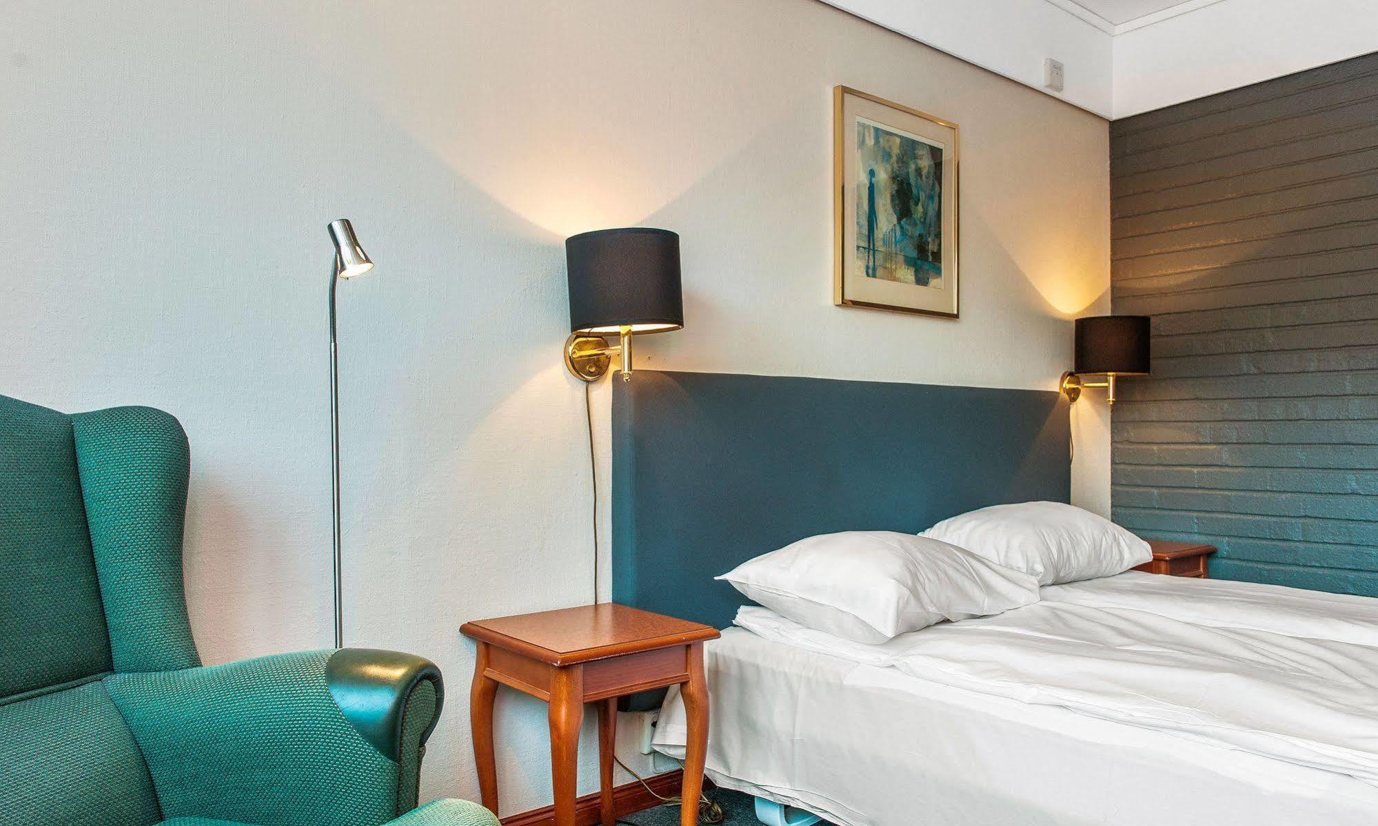 Thon Partnerhotel Forde Exteriör bild